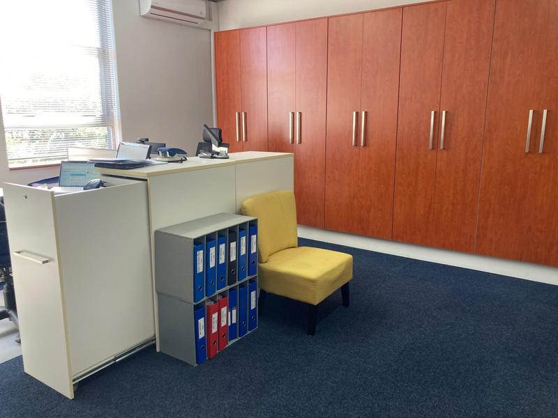 To Let Commercial Property for Rent in Walmer Eastern Cape